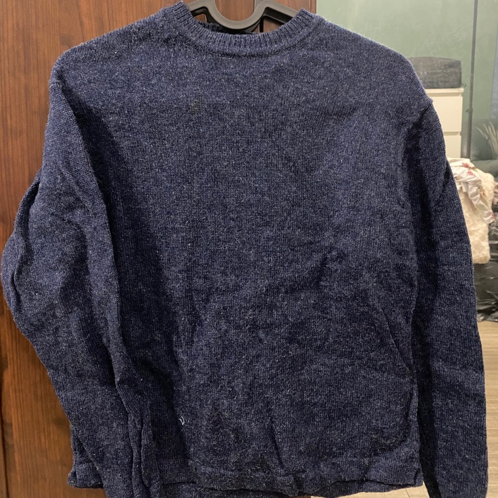 ❗️SOLD❗️Navy Blue Sweater